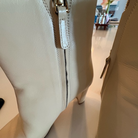 TORY BURCH CREAM SIZE 8 BOOTS. EXCELLENT CONDITION - Picture 4 of 11